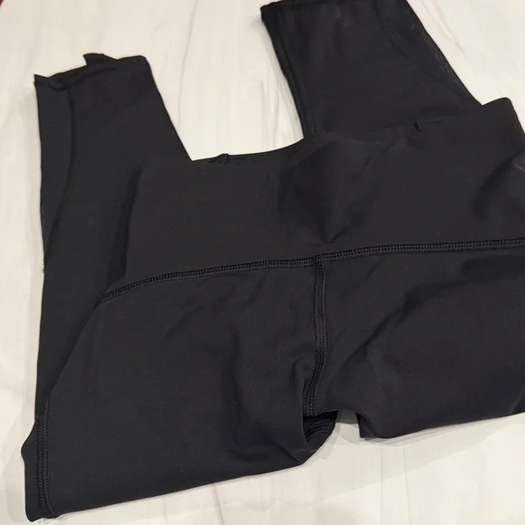 Lululemon Women Train Times Crop 17" (LW6ADDS) BLACK Mesh Panels Size 2 - Picture 3 of 6